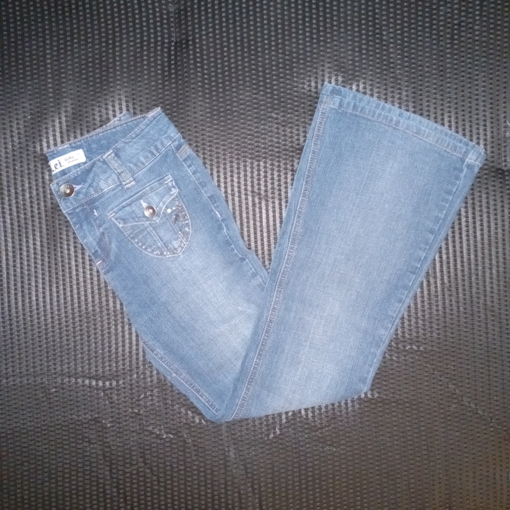 L.E.I. gabby low rise flare jeans kid's size 12